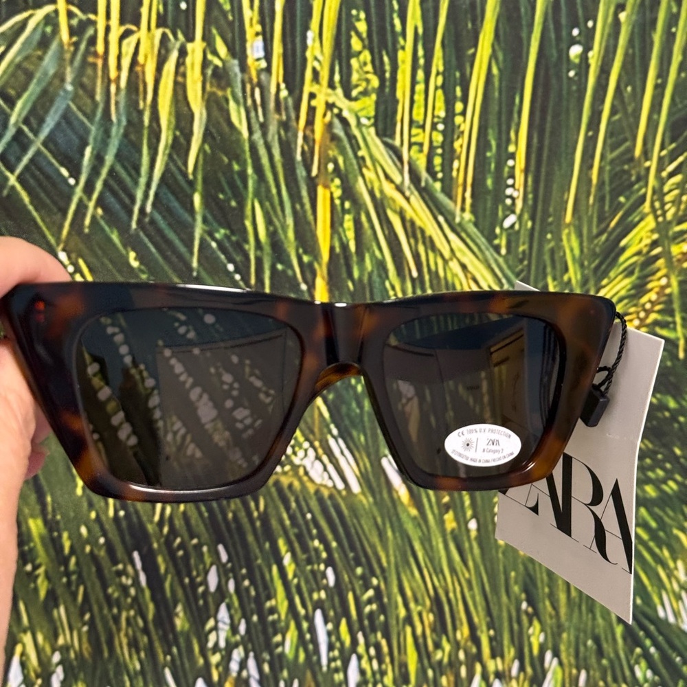 Zara Tortoiseshell Sunglasses - Picture 3 of 16